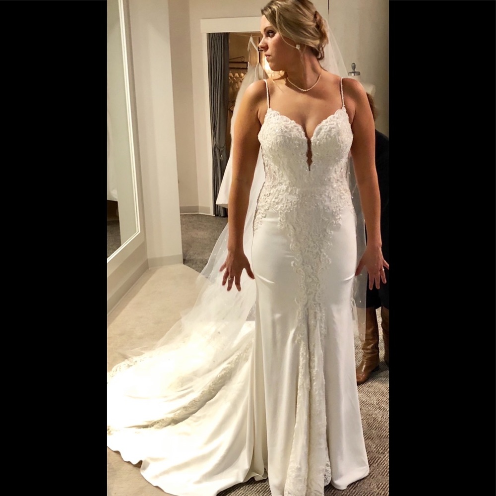 Wedding dress
